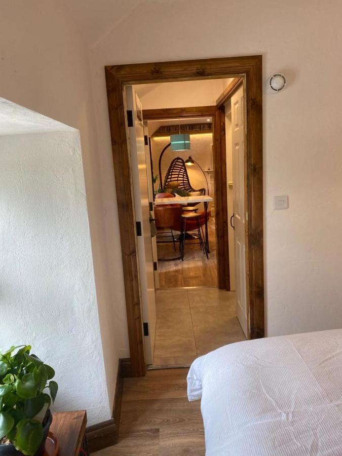 3 Bed Apartment/Explore The Area/Enjoy Our Pub Galway Exterior foto